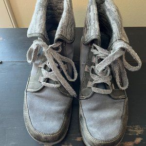 CHACO Barbary gray suede leather ankle boots women's US sz 10 EU 41 EUC,